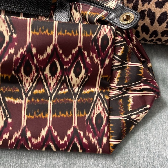 Long Champ Tote with Strap - Picture 11 of 11